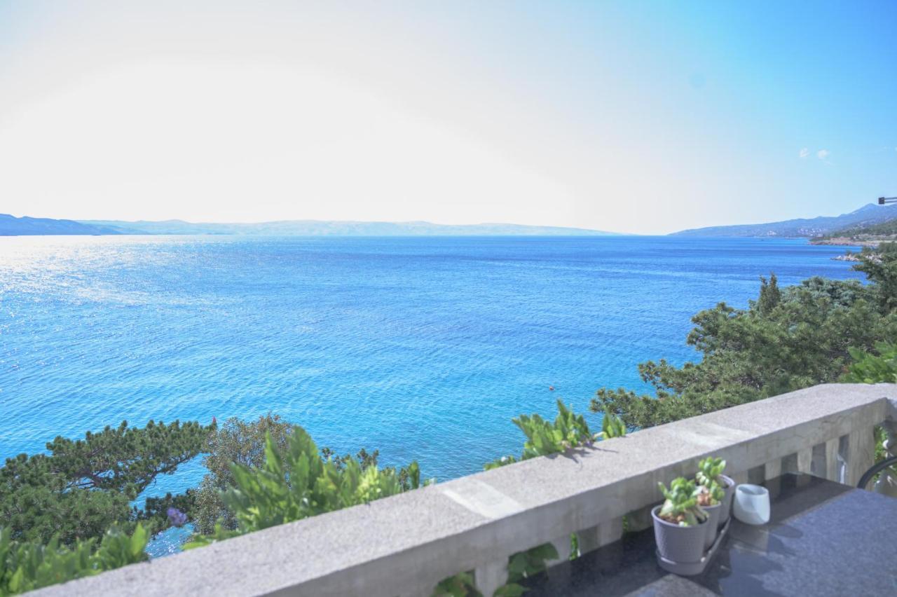Beachfront Apartments Carlo Karlobag Exterior photo