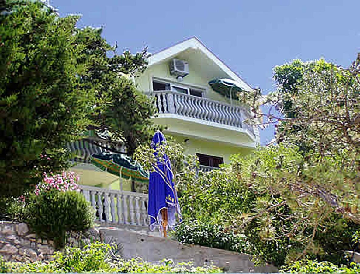 Beachfront Apartments Carlo Karlobag Exterior photo
